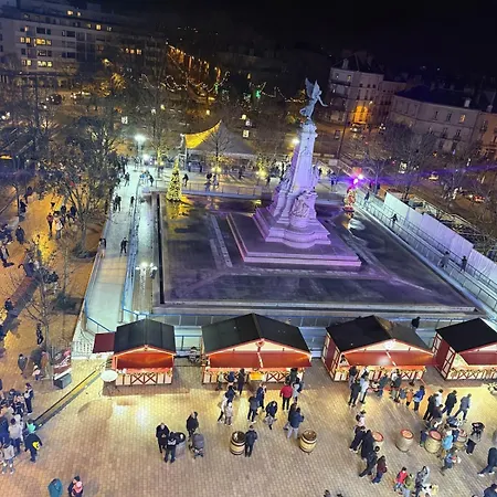 Apartment Place De La Republique Et Parking Space Dijon